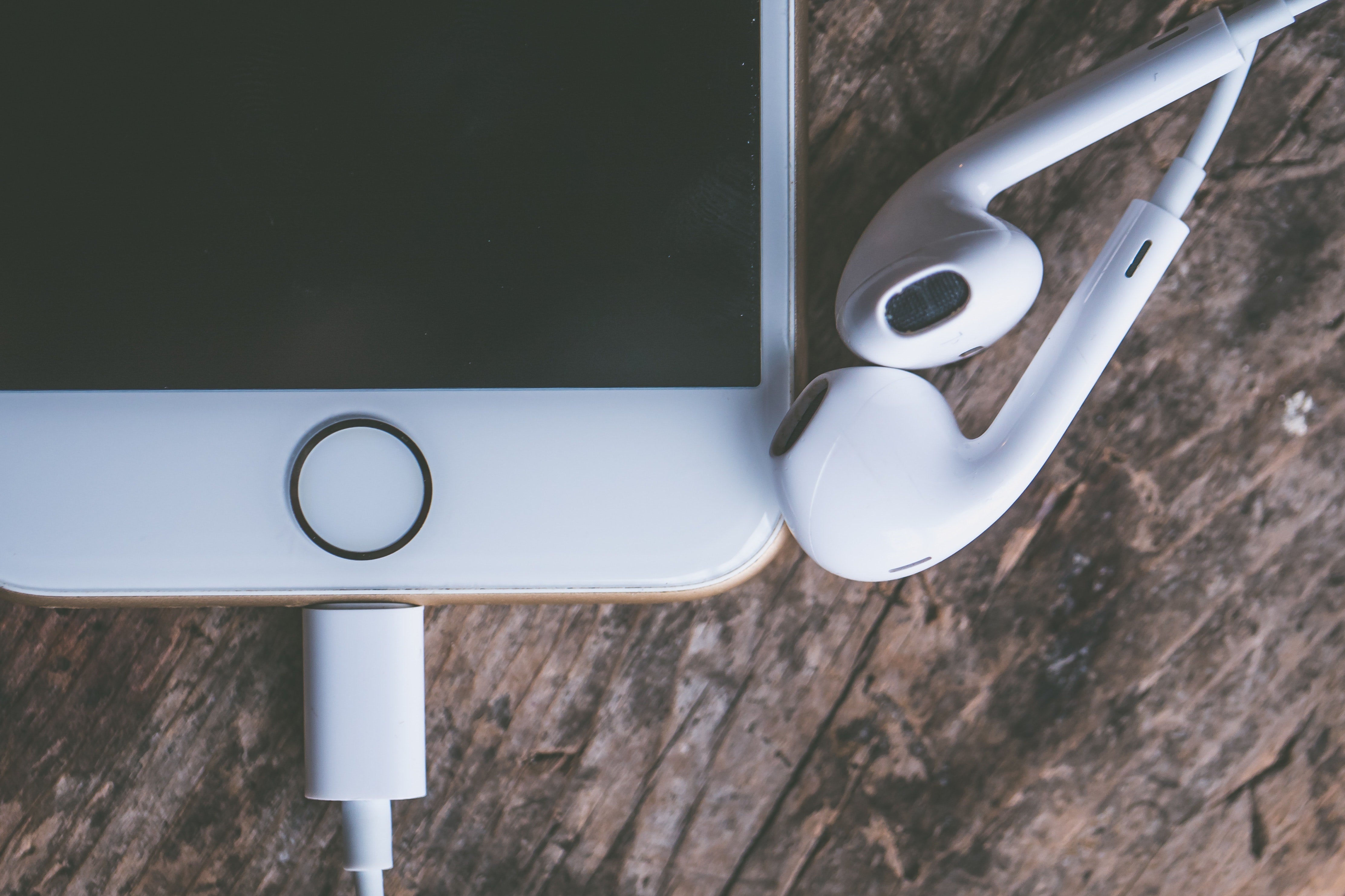 How Earbuds Could Damage Your Hearing